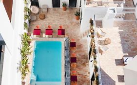Casa Rosa Villa With Pool In Olhao Centre